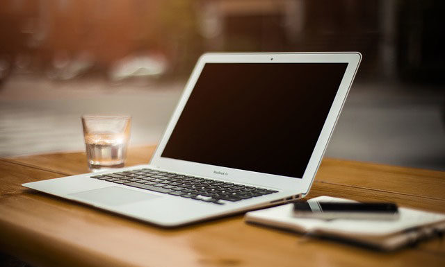 Szybkie pożyczki przez Internet – kiedy warto po nie sięgnąć? Szybkie pożyczki przez Internet – kiedy warto po nie sięgnąć?