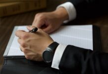 Porady finansowe miliardera – Sprawdź co radzi Warner Buffett miliarderzy