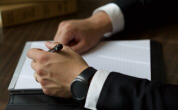 Porady finansowe miliardera – Sprawdź co radzi Warner Buffett miliarderzy