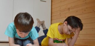 Czy samokształcenie może stanowić podstawę nauczania?