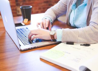 Jak zacząć pracę w marketingu internetowym? Jak zacząć pracę w marketingu internetowym?