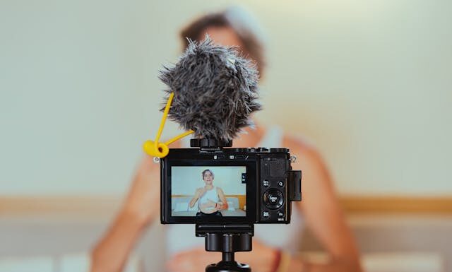 Kto płaci influencerom